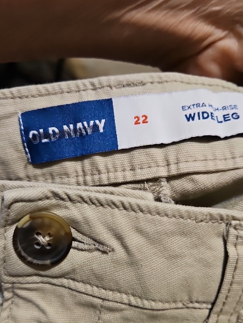 Old Navy Beige Cropped Wide Leg Chino Pants - Picture 5 of 6